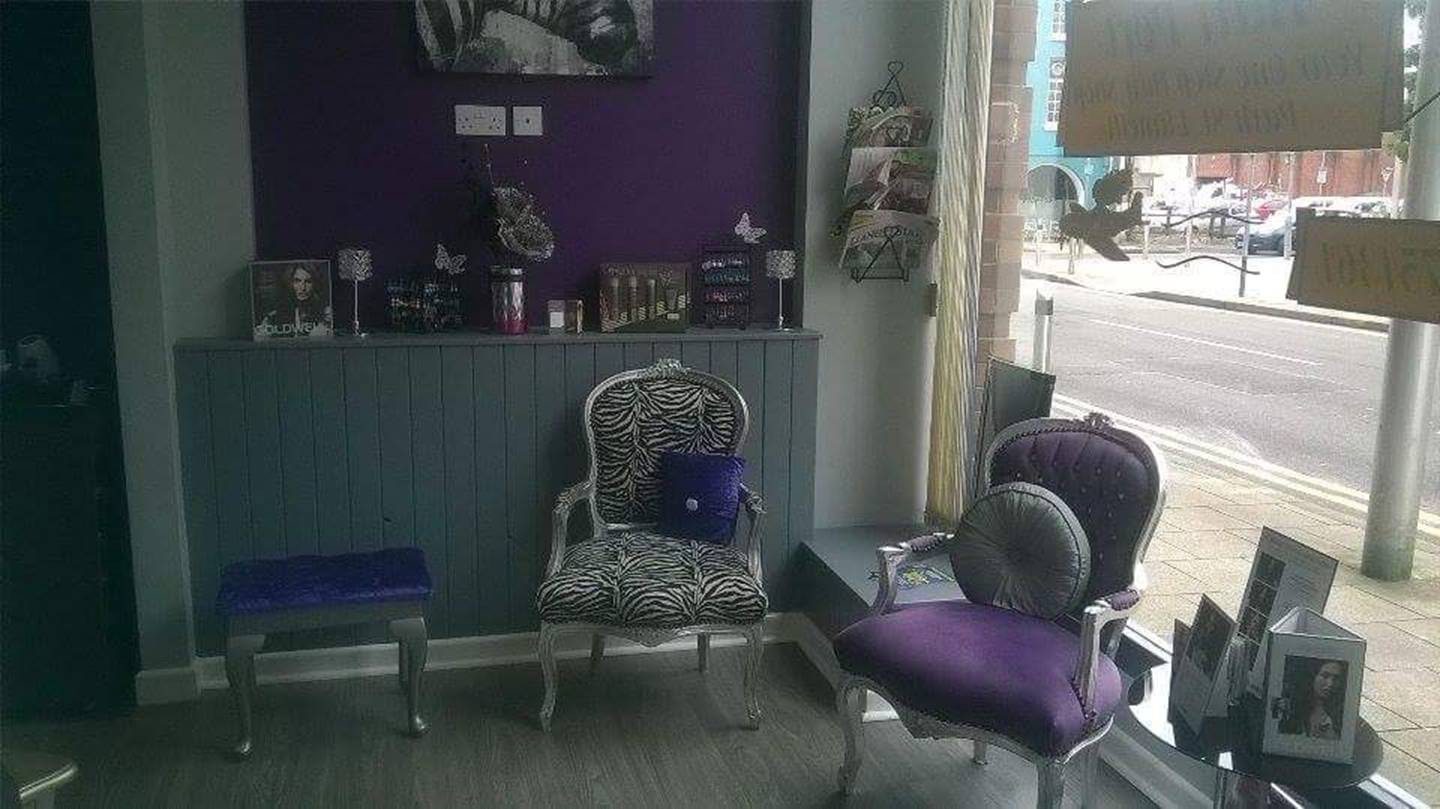 Hair Stylists Amy's Hairport Llanelli, Swansea, Wales